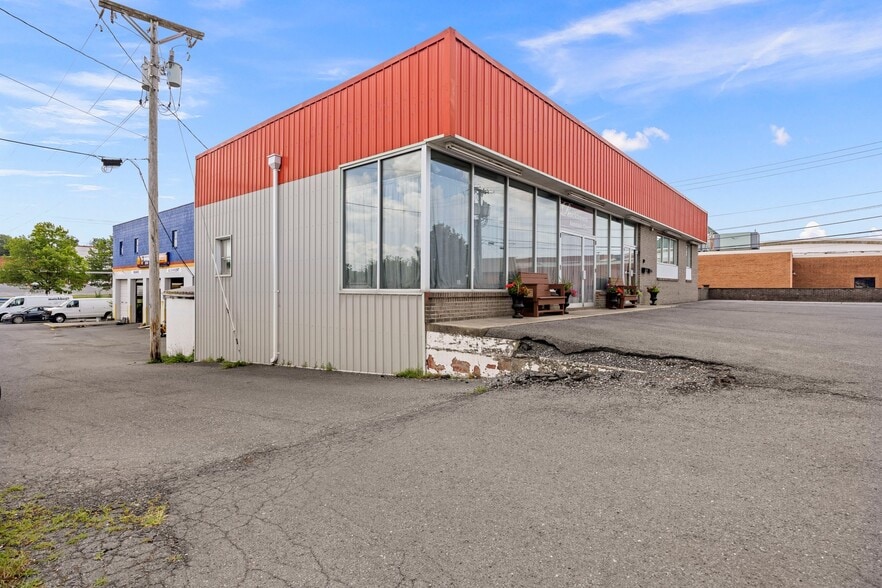 More Photos Of 530 N Main St, Harrisonburg Auto Repair For Sale