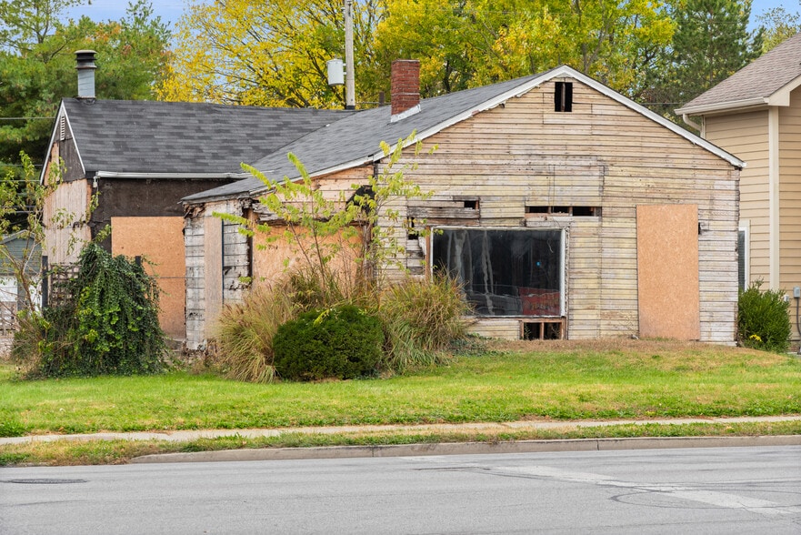Primary Photo Of 6328 N College Ave, Indianapolis Freestanding For Sale