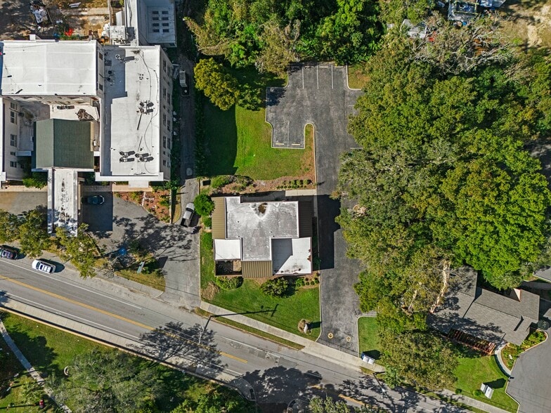 More Photos Of 315 Howell Ave, Brooksville Loft Creative Space For Lease