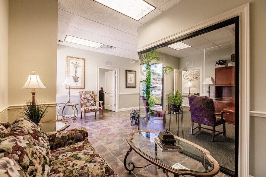 More Photos Of 9210 Estero Park Commons Blvd, Estero Office For Lease