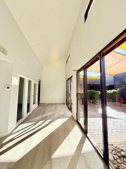 More Photos Of 4144 N 44th St, Phoenix Office For Lease