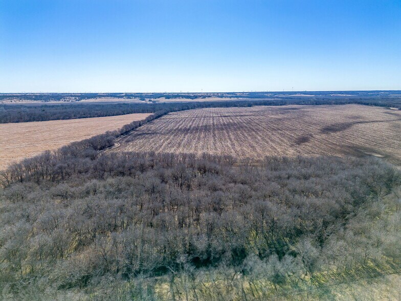 More Photos Of TBD Ivy Ln, Elm Mott Land For Sale