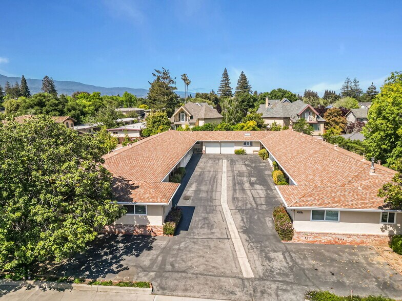 More Photos Of 1120 Bonita Ave, Mountain View Apartments For Sale