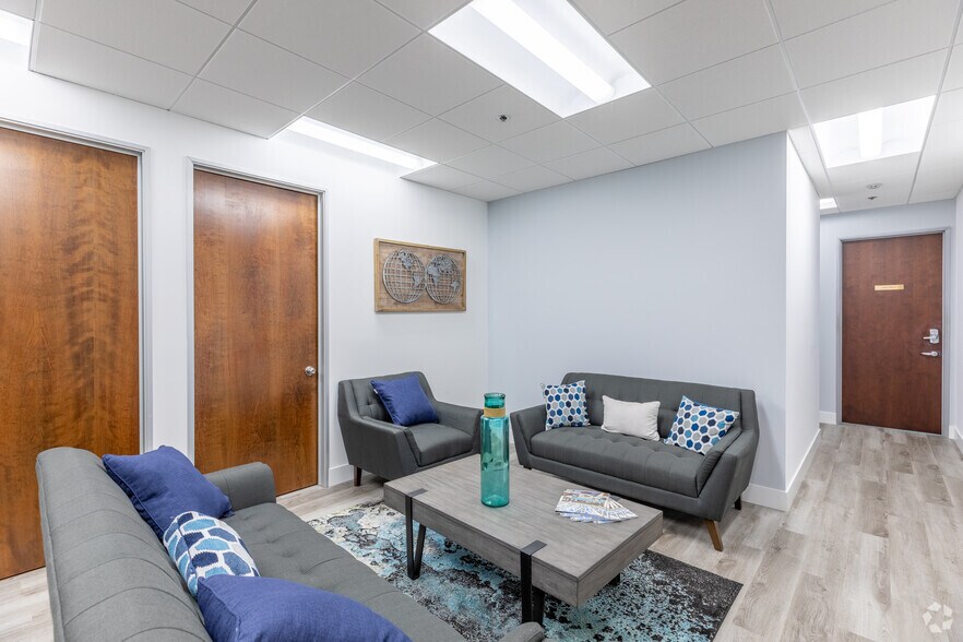 More Photos Of 2300 Boswell Rd, Chula Vista Office For Lease