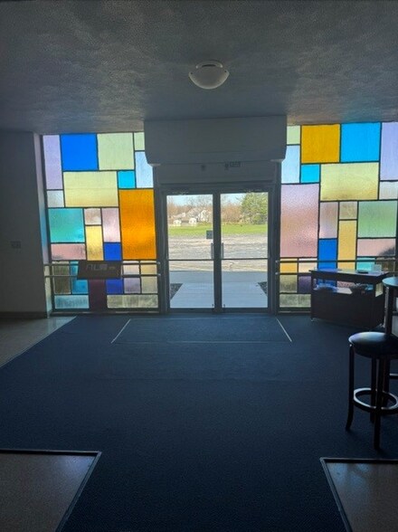 More Photos Of 3415 Starr Ave, Oregon Religious Facility For Lease
