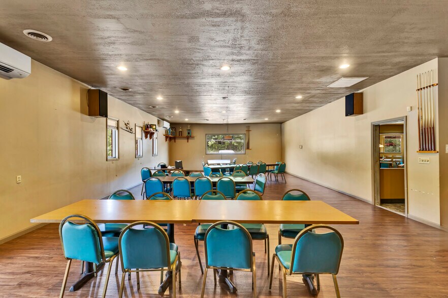 More Photos Of Route 51 / Constitution Blvd, Darlington General Retail For Sale