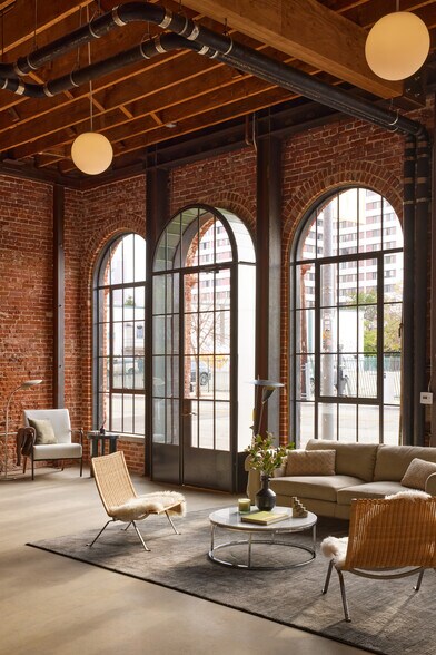 More Photos Of 676 N Spring St, Los Angeles Loft Creative Space For Sale