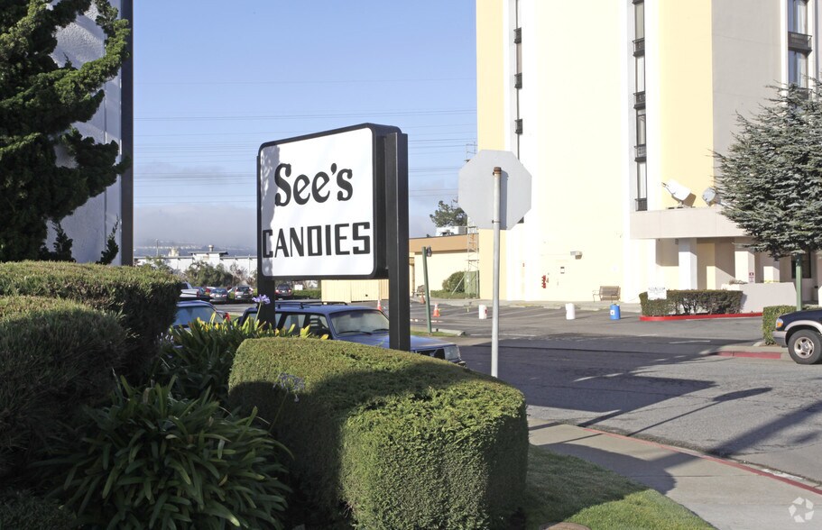 More Photos Of 400 S Airport Blvd, South San Francisco Freestanding For Sale