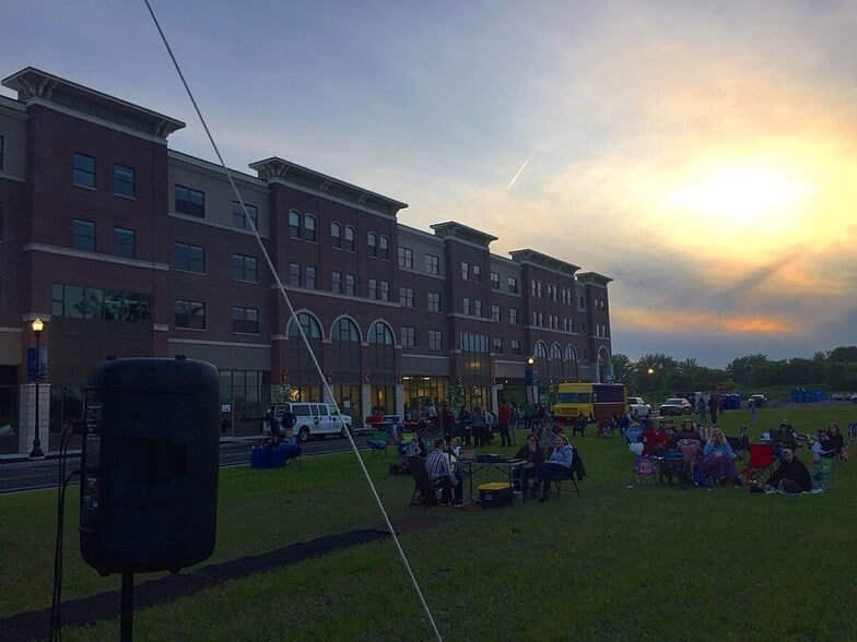 More Photos Of 425 Solar St, Syracuse Storefront Retail Office For Lease