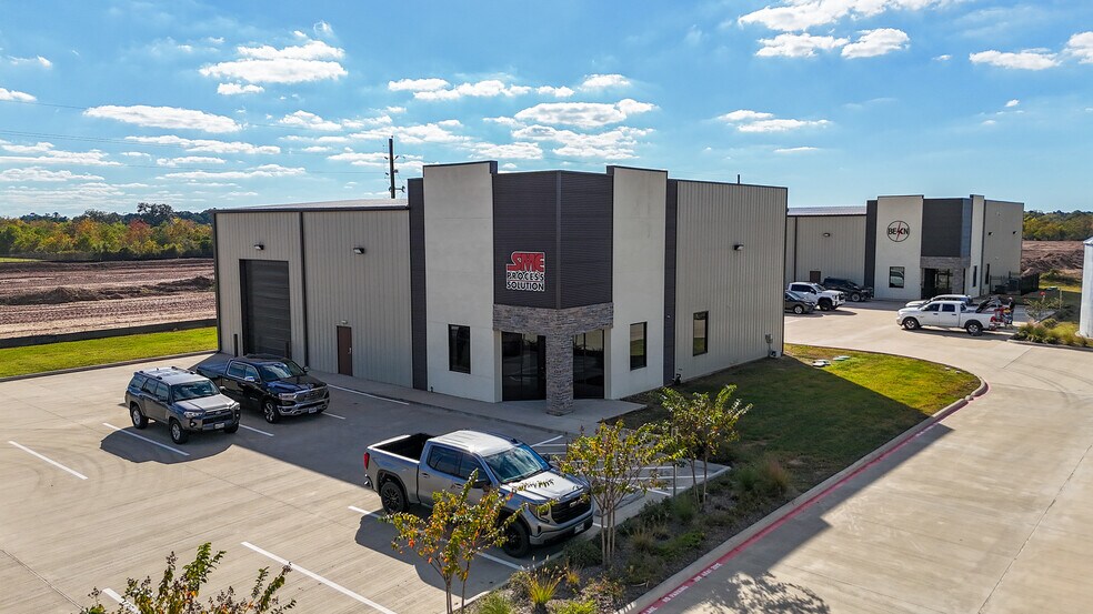 More Photos Of 16647 Telge Rd, Cypress Warehouse For Sale