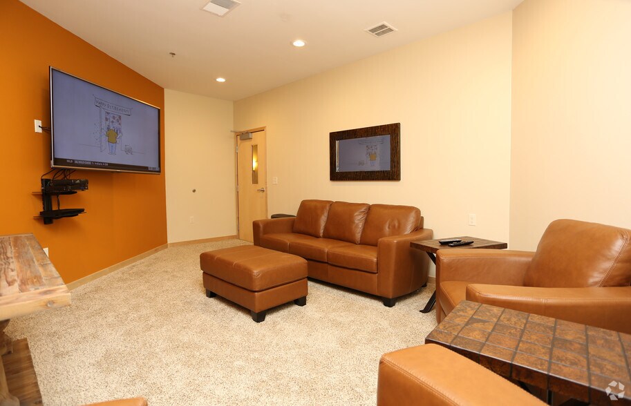 More Photos Of 401 N Washington St, Green Bay Apartments For Lease