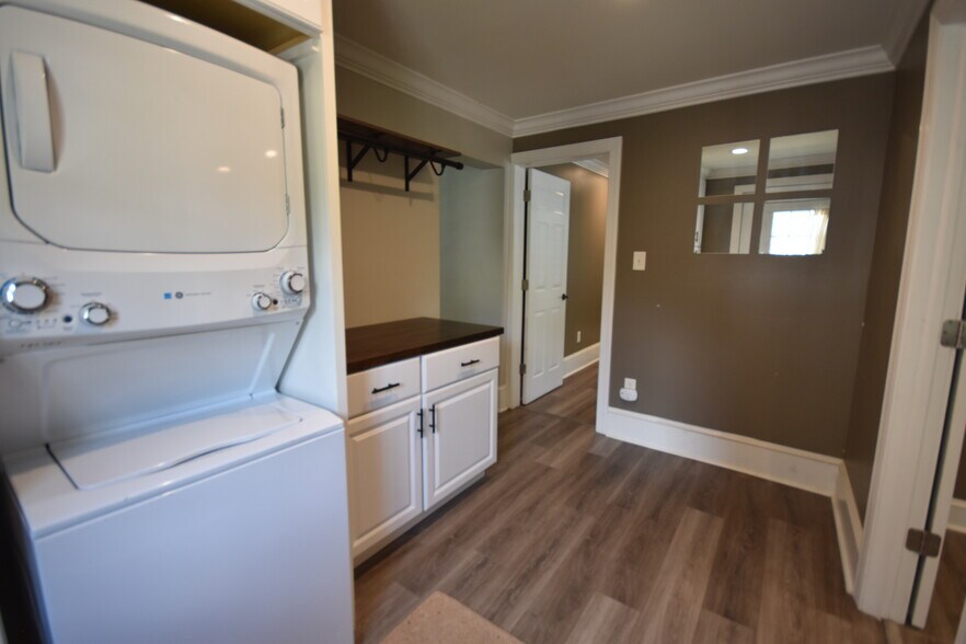 More Photos Of 309 White Horse Pike, Haddon Heights Office For Sale