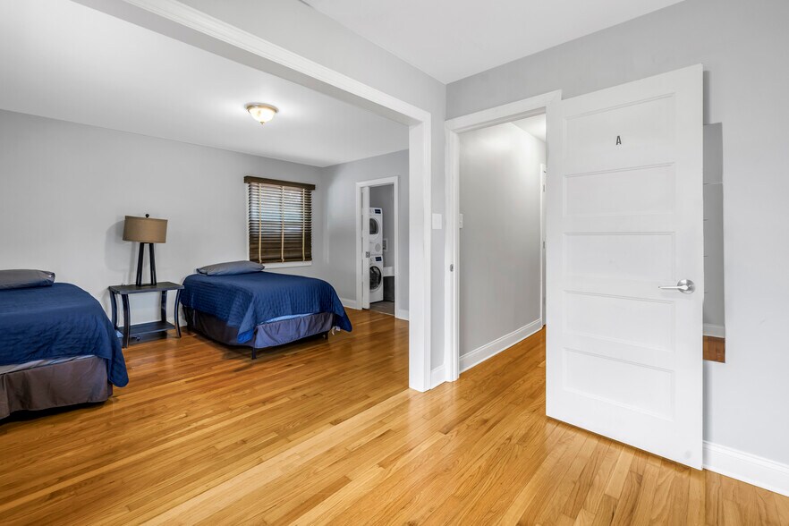 More Photos Of , Tampa Multifamily For Sale