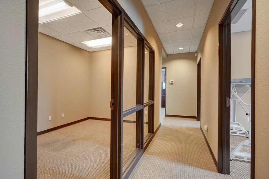 More Photos Of 3210 E Woodmen Rd, Colorado Springs Medical For Sale