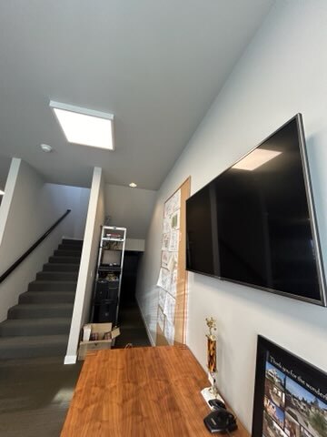 More Photos Of 12409 State Ave, Marysville Flex For Lease