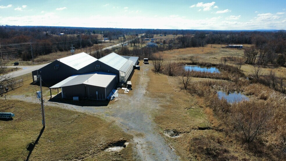 More Photos Of 23059 S 105th St E, Porum Manufacturing For Sale