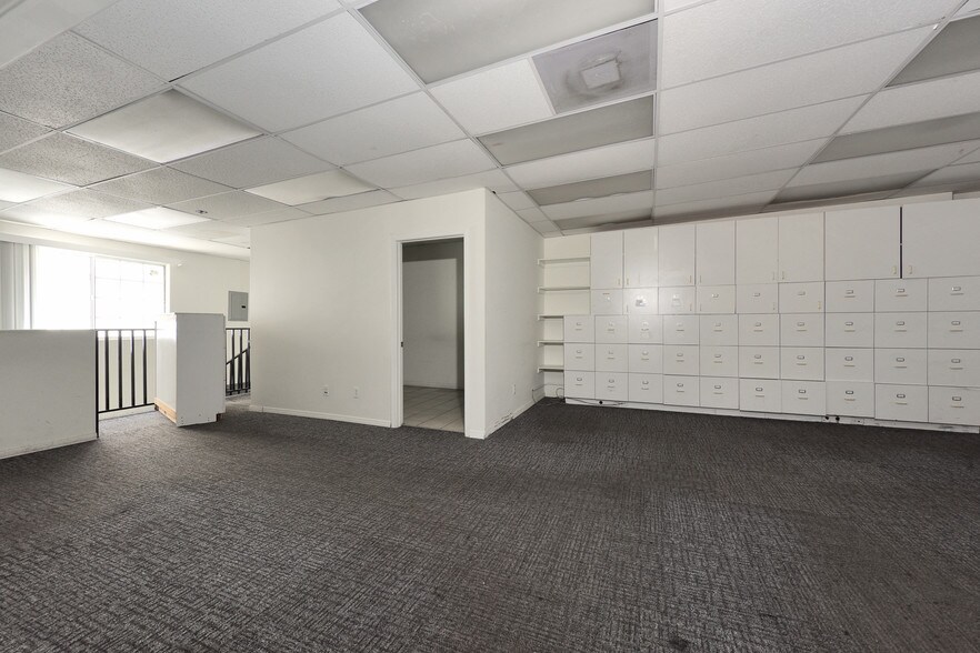 More Photos Of 1411-1419 Westwood Blvd, Los Angeles Storefront Retail Office For Lease