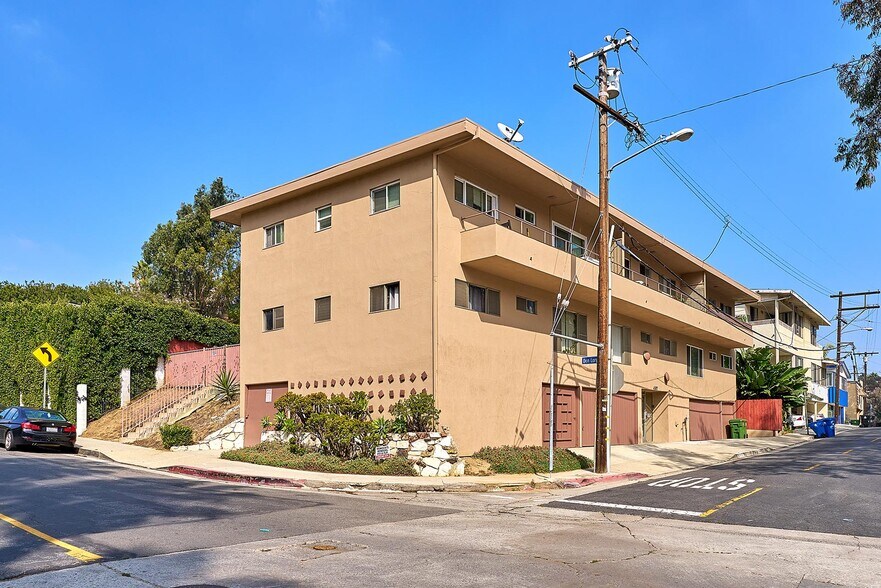 Primary Photo Of 4587 Don Tomaso Dr, Los Angeles Apartments For Sale