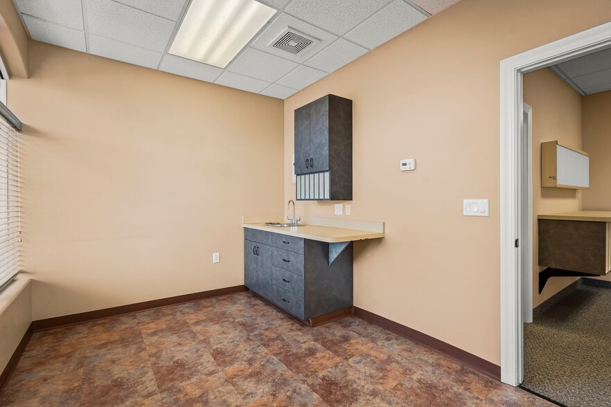 More Photos Of 645 Sierra Rose Dr, Reno Medical For Lease