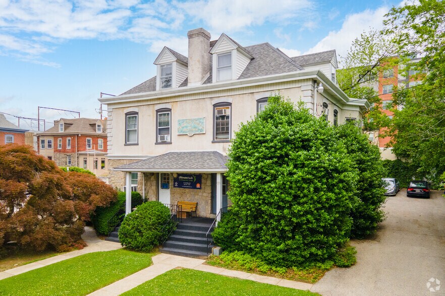 Primary Photo Of 109-111 Bala Ave, Bala Cynwyd Medical For Lease