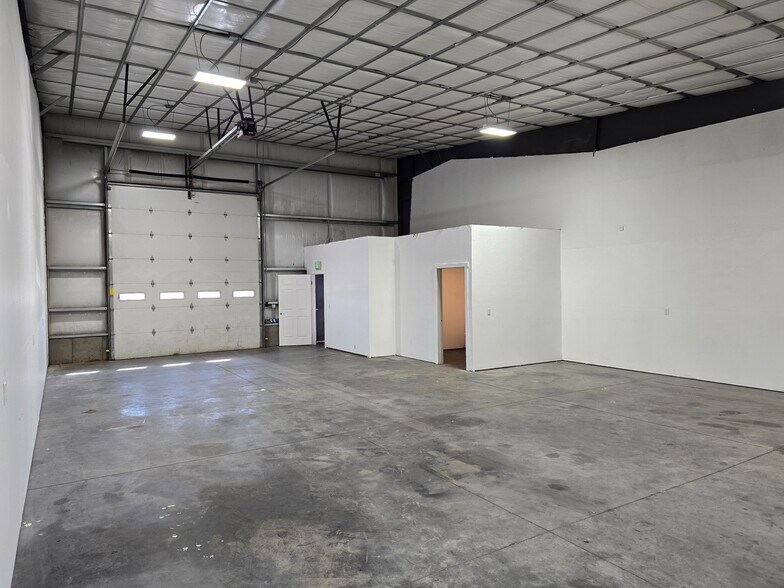 More Photos Of 1380 N 800 E, Shelley Industrial For Lease