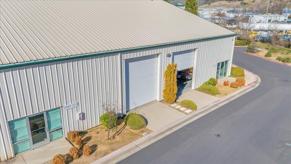 More Photos Of 18855 Microtronics, Sonora Industrial For Sale