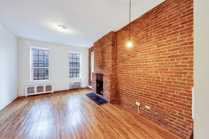 More Photos Of 538 E 89th St, New York Apartments For Sale