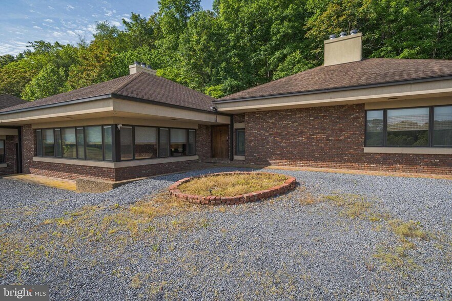 More Photos Of 895 Fishers rd, Maurertown Land For Sale