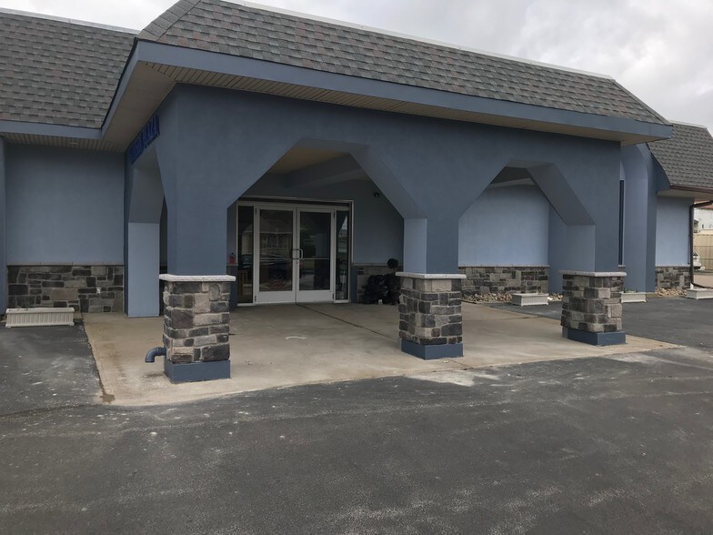 More Photos Of 410 Hansen Ave, Lyndora Medical For Sale