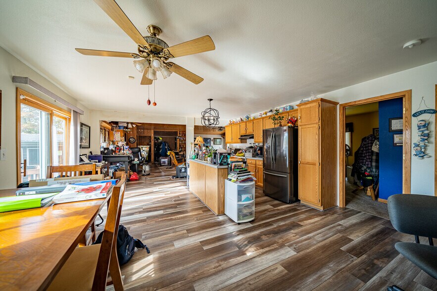 More Photos Of N10120 Parkway Rd, Crivitz Specialty For Sale