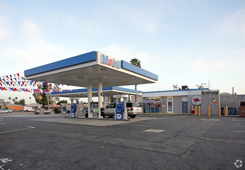 More Photos Of 15817-15827 Gale Ave, La Puente Unknown For Lease