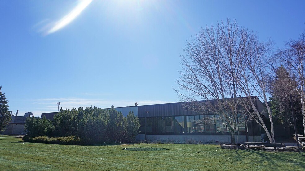 Primary Photo Of 1670 Inkster Blvd, Winnipeg Flex For Lease