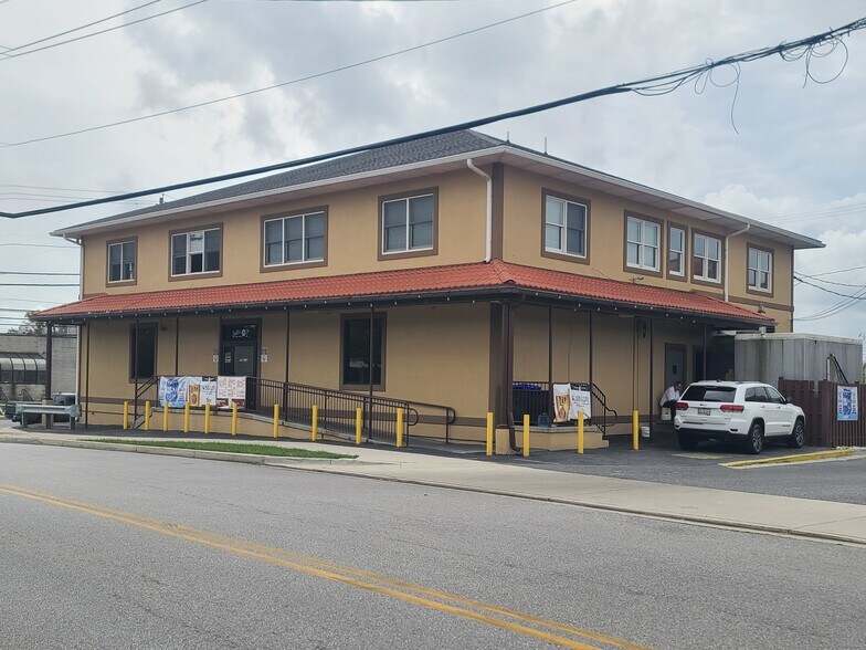 More Photos Of 8776 Philadelphia Rd, Rosedale Restaurant For Sale