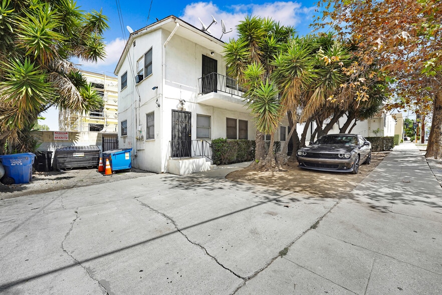 More Photos Of 1059 S Harvard Blvd, Los Angeles Apartments For Sale
