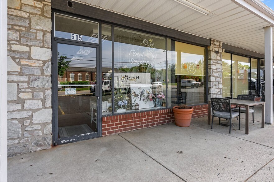 More Photos Of 513-519 Germantown Pike, Lafayette Hill Storefront For Sale