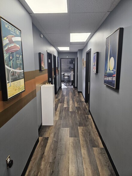 More Photos Of 200 Craig Rd, Manalapan Township Office For Lease