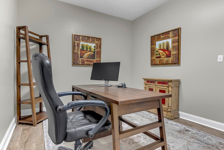 More Photos Of 1501 US Highway 19 S, Leesburg Office For Sale