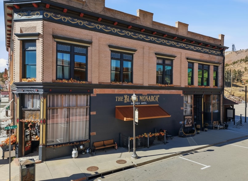 More Photos Of 301 Victor Ave, Victor Hotel For Sale