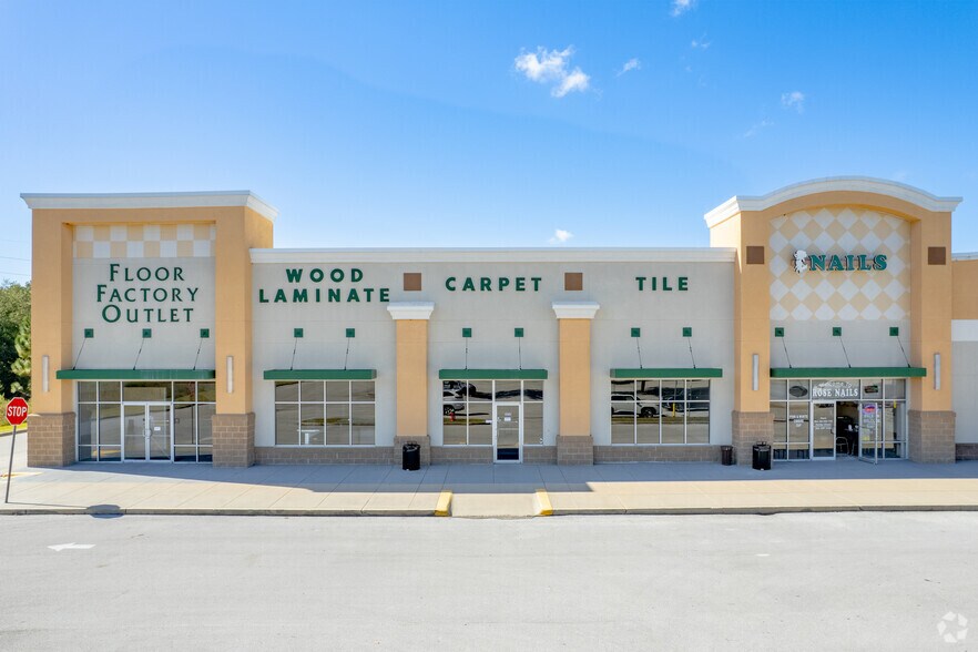 More Photos Of 9598 SW 114th St, Ocala General Retail For Sale