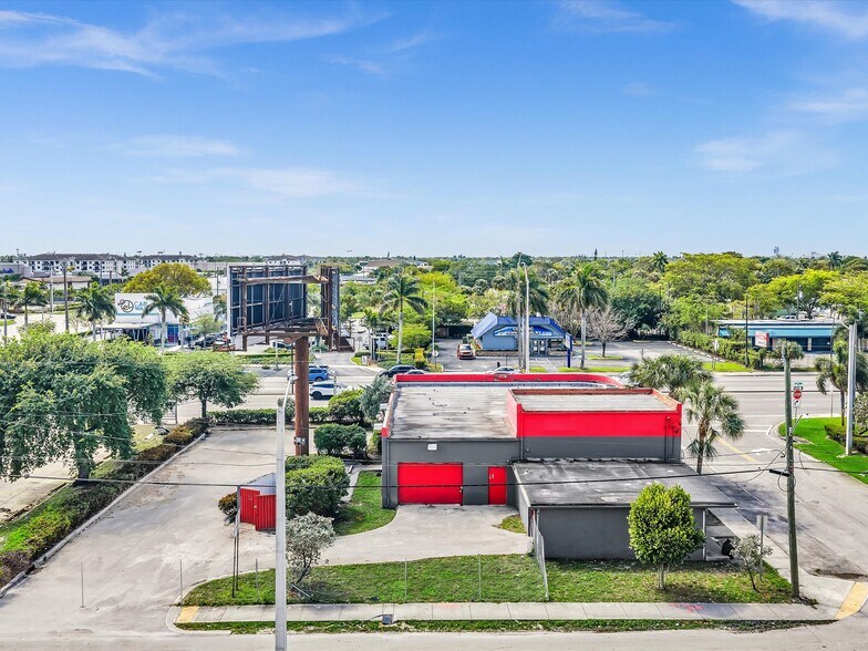 Primary Photo Of 2731 Broward Blvd, Fort Lauderdale Freestanding For Lease