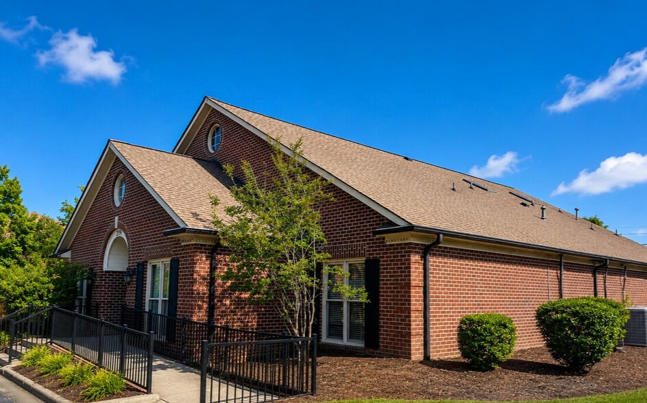 More Photos Of 219 Le Phillip Ct, Concord Medical For Lease