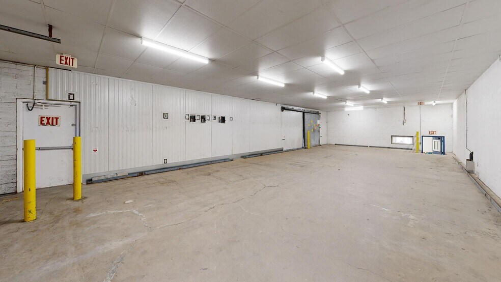 More Photos Of 2423 E University Dr, Phoenix Refrigeration Cold Storage For Sale