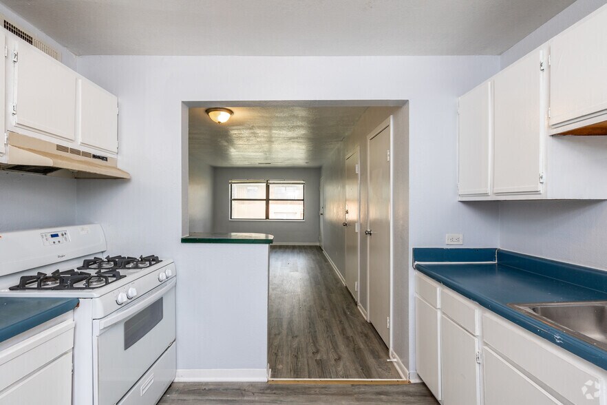 More Photos Of 8208 Troost Ave, Kansas City Apartments For Sale