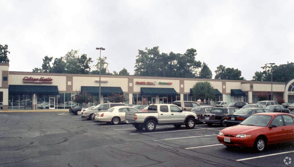 More Photos Of 607-639 Pilot House Dr, Newport News Unknown For Lease