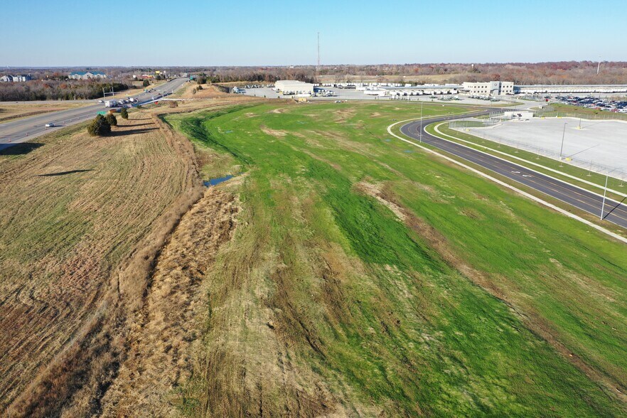 More Photos Of 12900 Speaker Rd, Bonner Springs Land For Sale