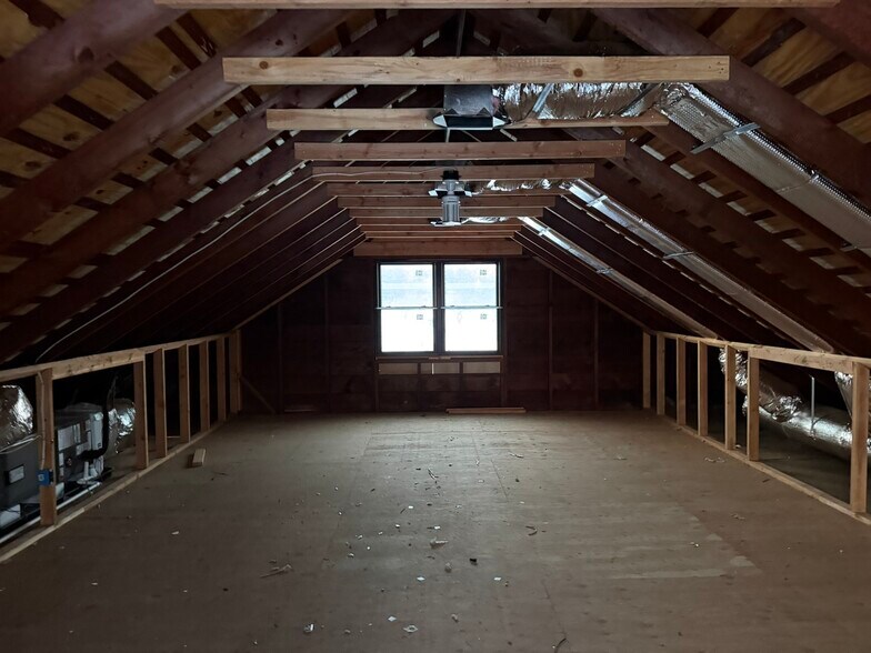 More Photos Of 2000 Hwy 34, Wall Township Auto Repair For Sale