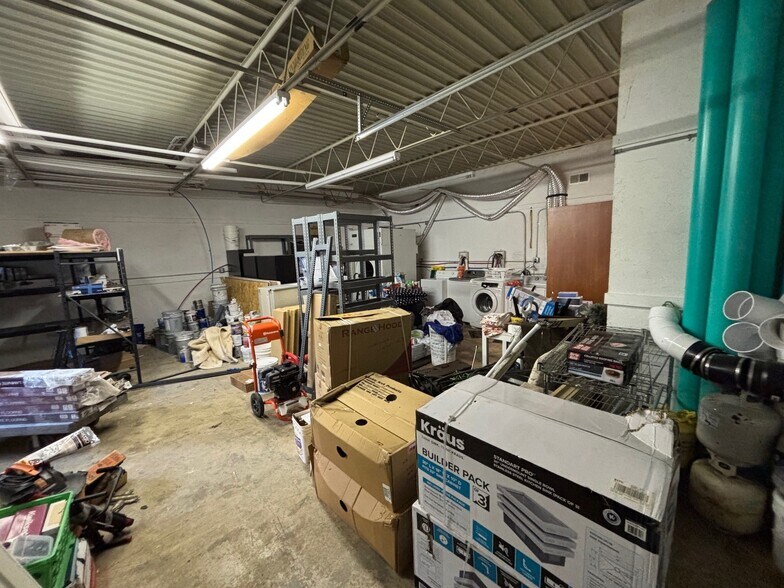 More Photos Of 706 W Xenia Dr, Fairborn Industrial For Sale