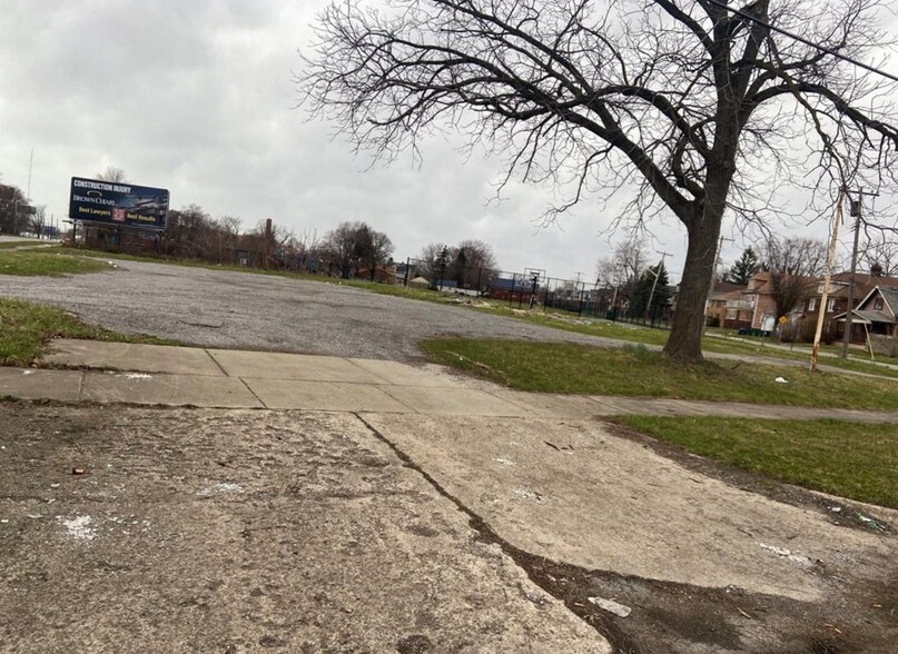 More Photos Of 580 Kensington Ave, Buffalo Land For Sale