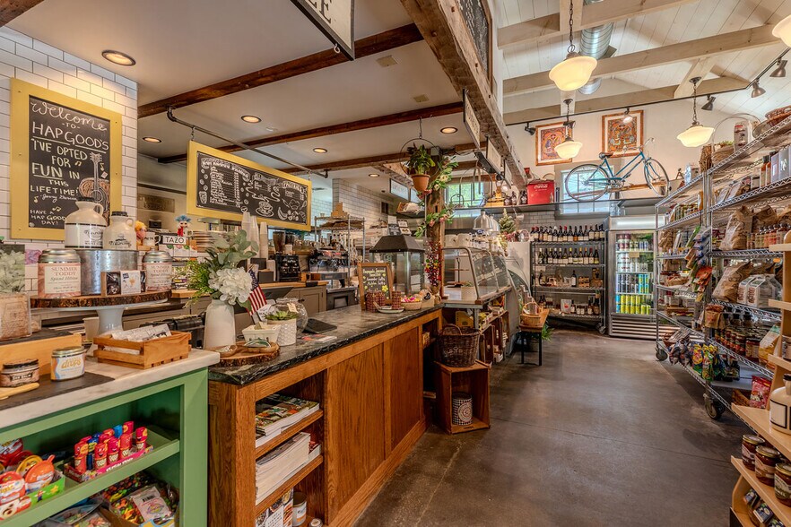 More Photos Of 305 Main St, Peru Restaurant For Sale