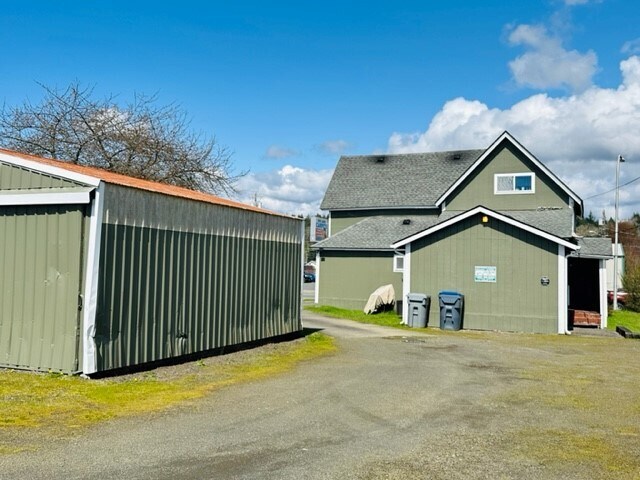 More Photos Of 109 Main, Elma General Retail For Sale